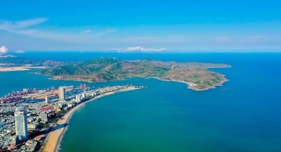 Eating out and sightseeing in Quy Nhon